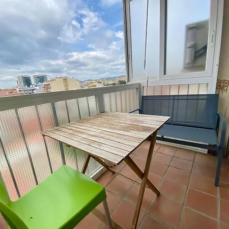 Big Family Terrassa Parking And Noise Free Apartment Exterior photo