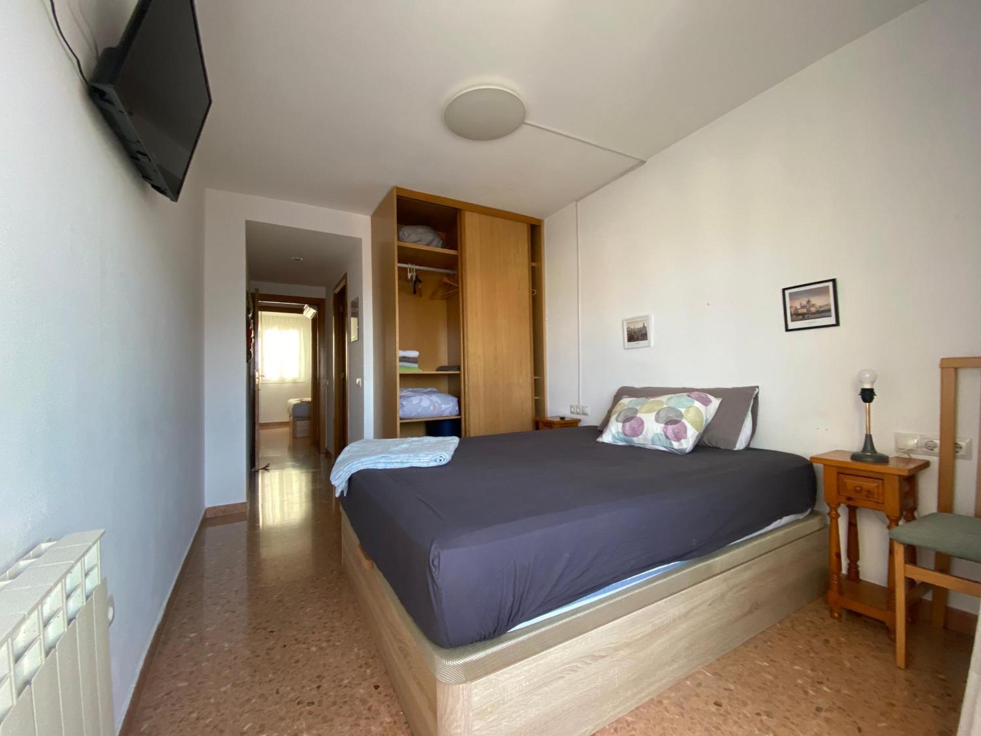 Apartment Big Family Parking And Noise Free Terrassa